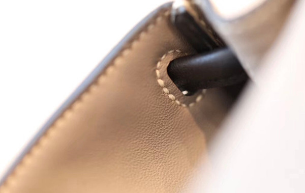 [Exclusive] Hermes Kelly Idole (Kelly Doll) in Ombre Lizard  with Gold hardware