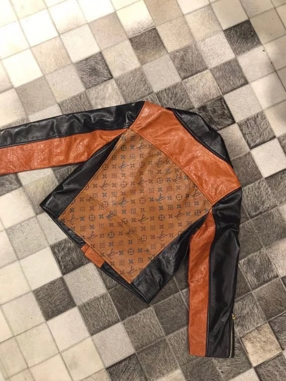 Louis Vuitton 1A82K0 TATTOO MONOGRAM CROPPED LEATHER BIKER JACKET