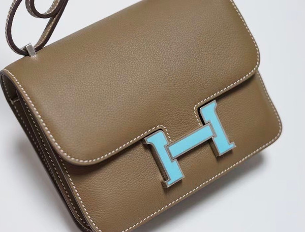 Hermes Etoupe Constance Epsom leather 18cm With Enamel Hardware