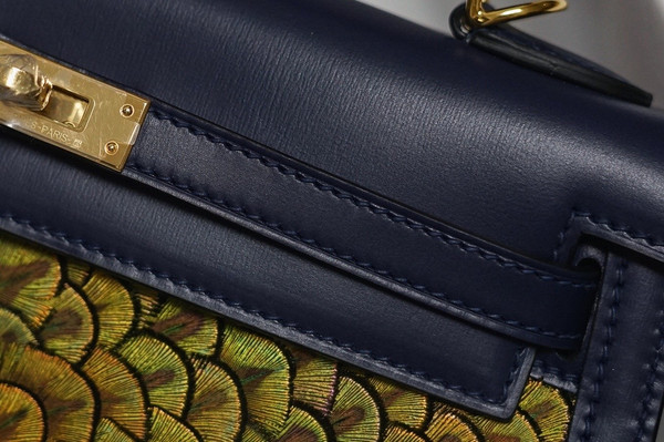 Hermes  FEATHER KELLY 32 Black Peacock feather & Box Leather with Gold Hardware