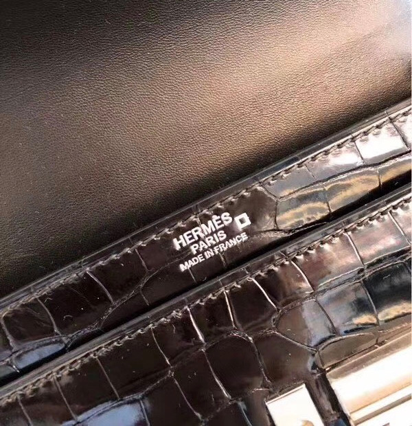 HERMÈS Black Alligator Verrou 24