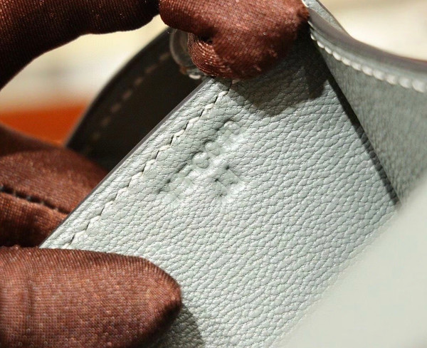 Hermes Vert Amande Constance Epsom leather 18cm Palladium Hardware
