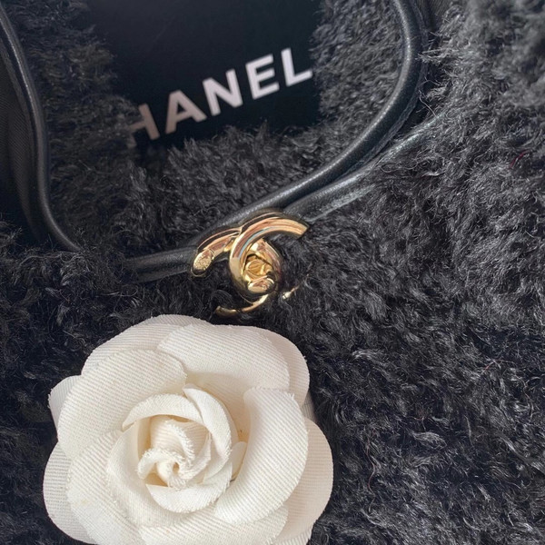Chanel Large Hobo Bag Black