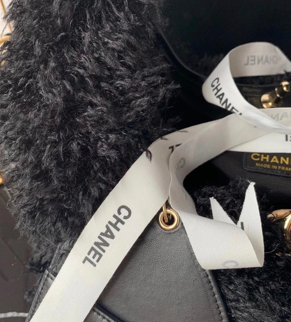 Chanel Large Hobo Bag Black