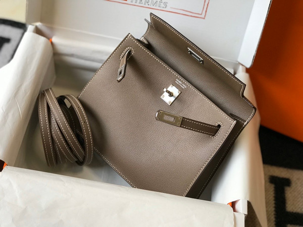 Hermes Etoupe Kelly Danse Bag Evercolour Leather Palladium Hardware