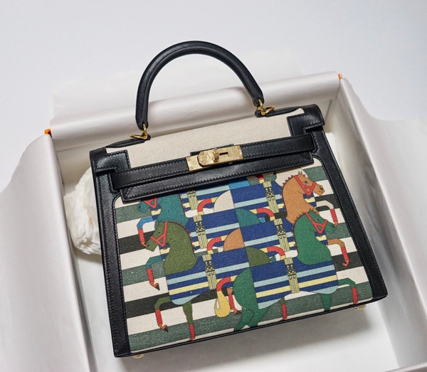 Hermes Black Kelly Bag Box Leather Horse Print Toile GHW 32 cm
