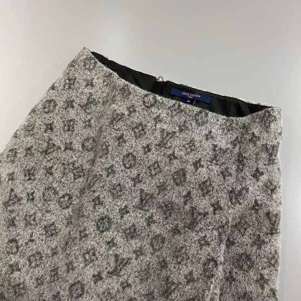 Louis Vuitton 1A82N0  BOUCLETTE MONOGRAM A-LINE MINI SKIRT