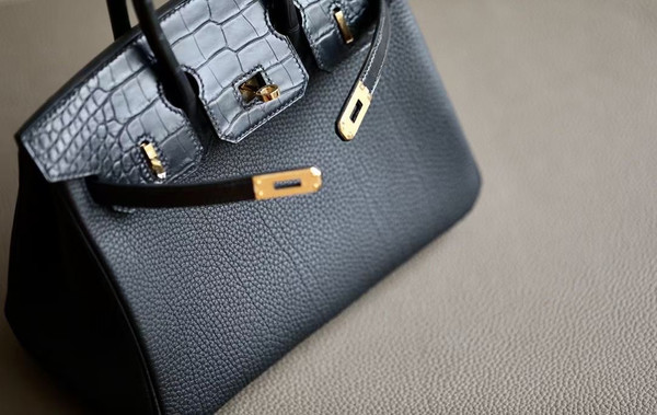 Hermès Black Niloticus Crocodile /Togo Birkin Touch 25cm Palladium Hardware