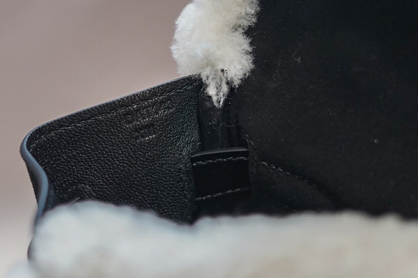 [Exclusive] Hermès Kelly 35 Limited Edition Black Teddy Shearling Bag