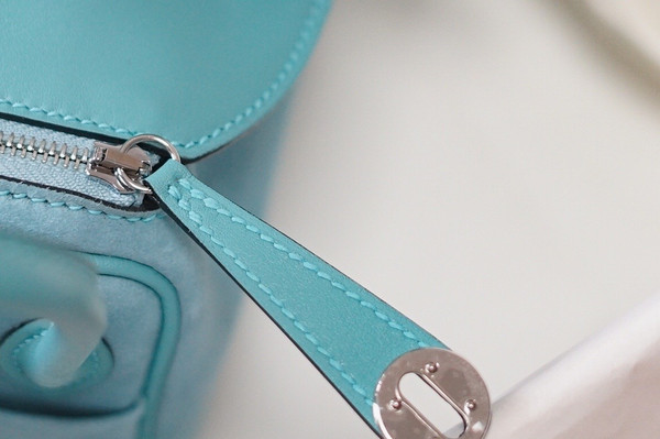 Hermes Mini Lindy 20cm Bag Blue Jean  Veau Doblis Suede Palladium  Hardware