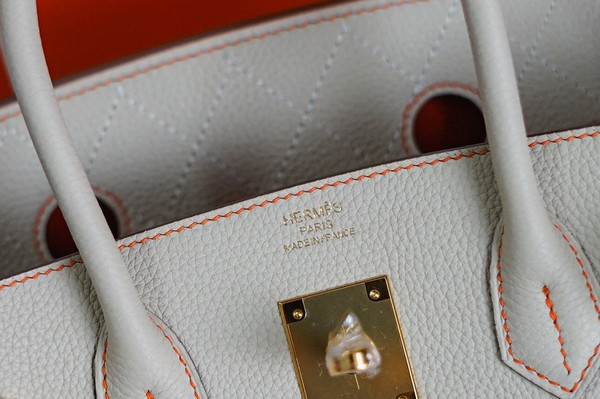 [Exclusive] Hermes Birkin Banane In-The-Loop 30 cm Embroidered Limited Edition Bag Togo Leather Gold Hardware
