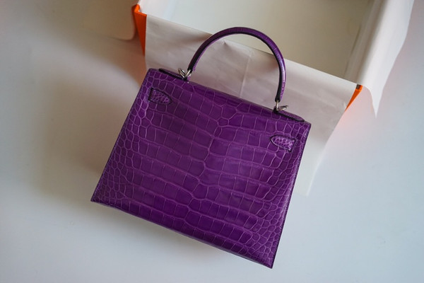 Hermes Iris Kelly 32 in Alligator with Diamond