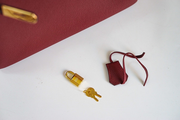Hermes Bordeaux Kelly Touch bag 32 Retourne Togo/ Niloticus Crocodile