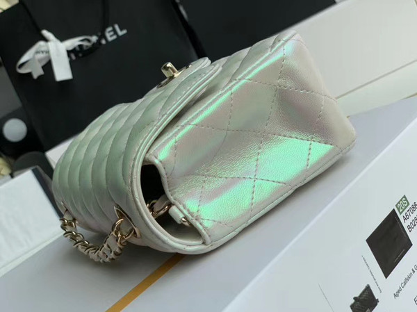 CHANEL Iridescent White Quilted Caviar Medium Double Flap Bag Cruise 2020