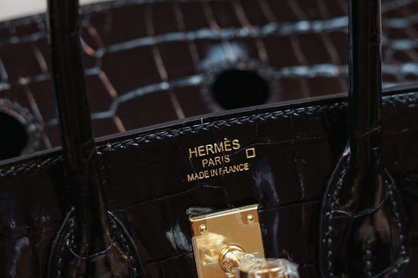 Hermes Birkin 25cm Black Shinny Alligator with Gold hardware
