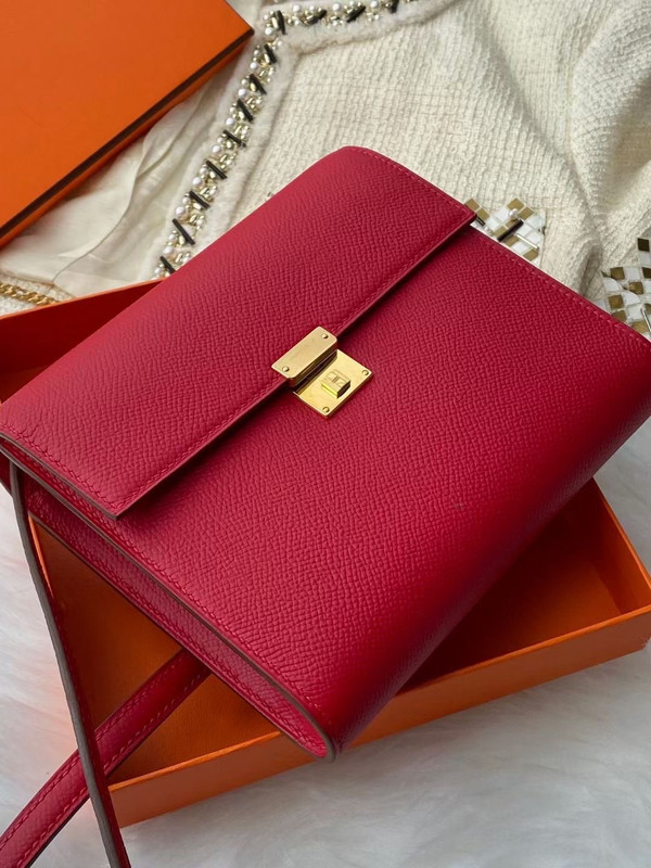 Hermes Clic 16 wallet Red Epsom Leather With Gold Hardware