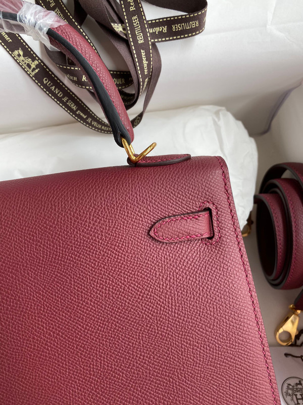 HERMES KELLY 28 SELLIER BORDEAUX EPSOM GOLD HARDWARE