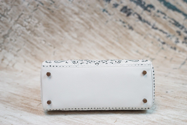 Hermes x Jay Ahr Special Edition custom-embroidering White Kelly 28 Bag Epsom Leather Palladium Hardware