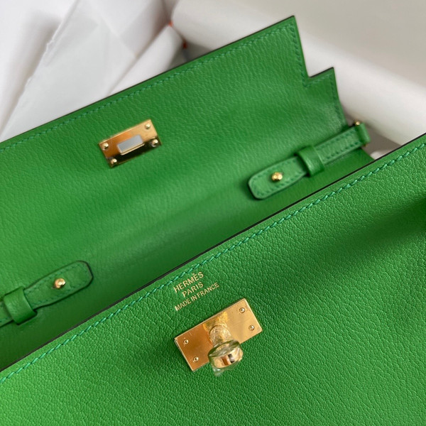 Hermes Kelly Wallet to Go Bamboo Goatskin GHW