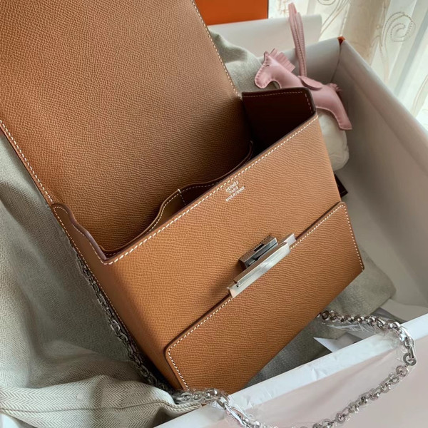 Hermes Cinhetic bag Gold