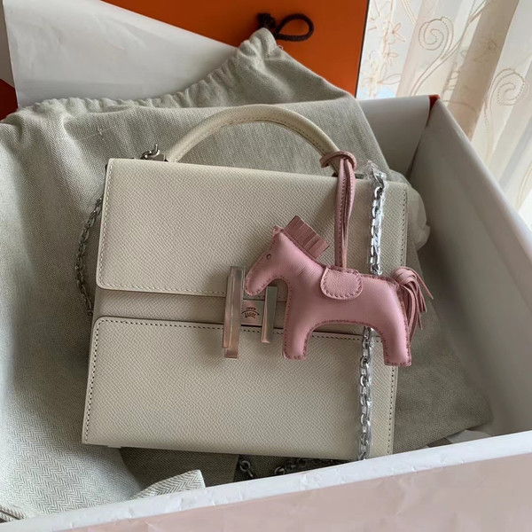 Hermes Cinhetic bag Craie