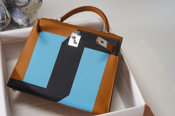 Hermes Kelly 28 Sellier Resort Gold Celeste Blue Palladium Hardware