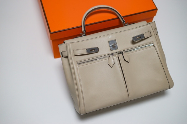 Hermes Kelly Lakis 35 Bag Beige