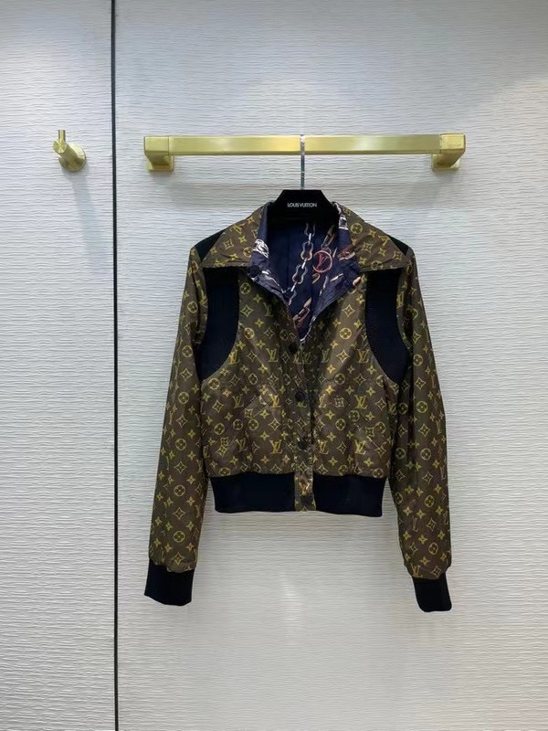Louis Vuitton 1A91UF  SIGNATURE REVERSIBLE BOMBER JACKET