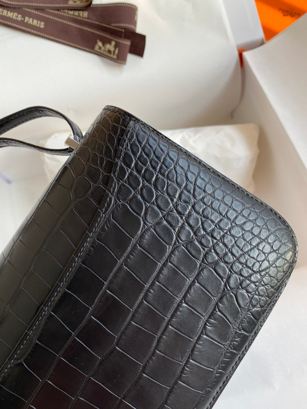 Hermès Constance Elan handbag in Black Alligator