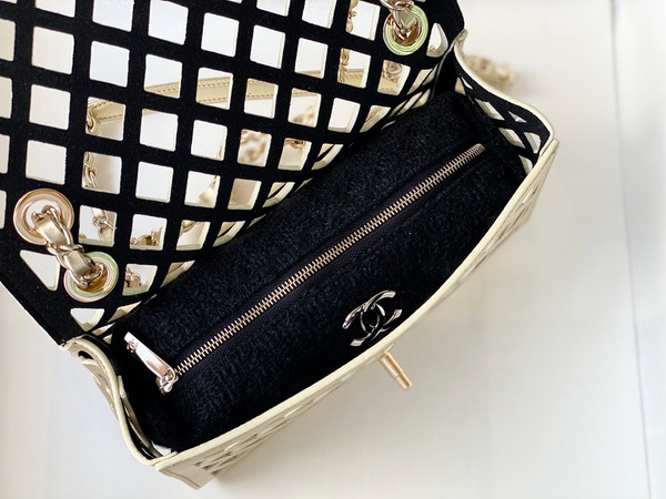 Chanel FLAP BAG AS2370