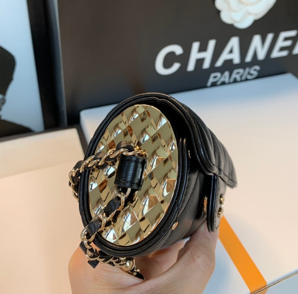 Chanel JEWEL CARD HOLDER WITH CHAIN