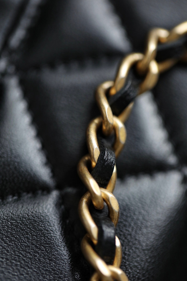 Chanel FLAP COIN PURSE WITH CHAIN