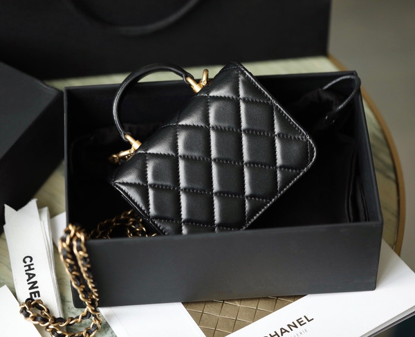 Chanel FLAP COIN PURSE WITH CHAIN