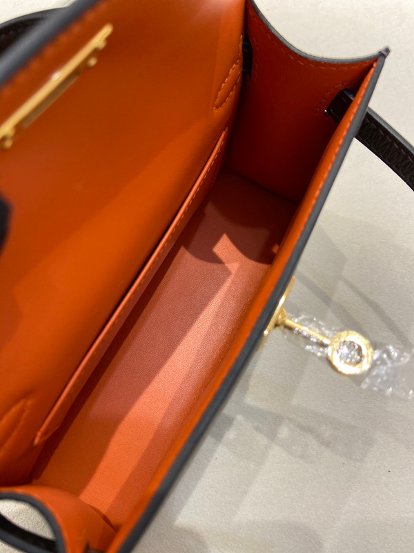 Hermès 46 Ebene/Orange Mini Kelly Pochette Chevre Mysore Leather  Gold hardware