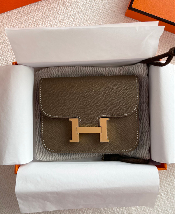 Hermès Constance Slim wallet Etoupe Epsom leather with gold hardware