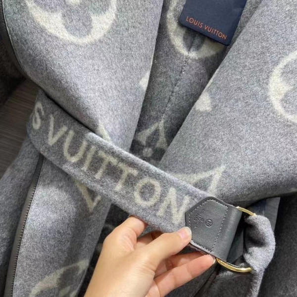 Louis Vuitton 1A92VG  BELTED DOUBLE FACE HOODED WRAP COAT