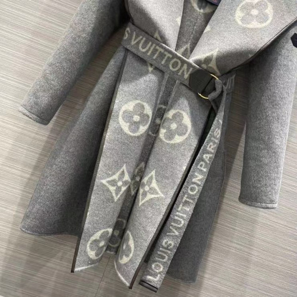 Louis Vuitton 1A92VG  BELTED DOUBLE FACE HOODED WRAP COAT