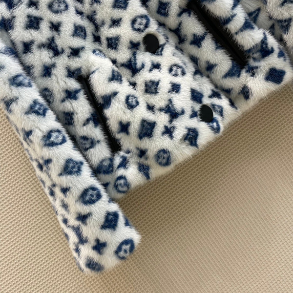 Louis Vuitton 1A922F  MONOGRAM MINK BOXY JACKET