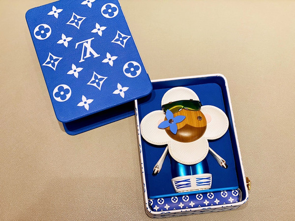 Louis Vuitton Vivienne Doll Snowboard Limited Edition