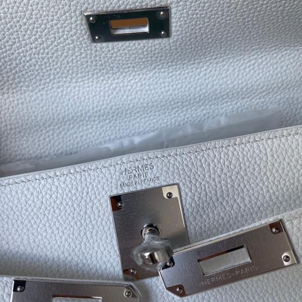 Hermès White Kelly 25  Togo Palladium Hardware