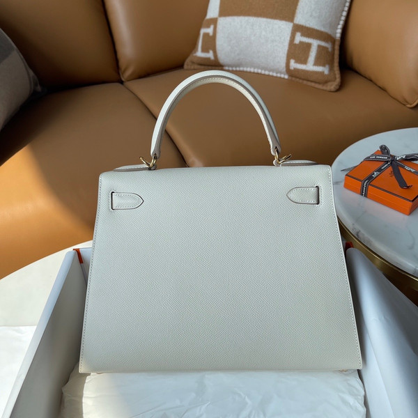 HERMES KELLY 28 SELLIER  CRAIE/SAKURA PINK EPSOM GOLD HARDWARE