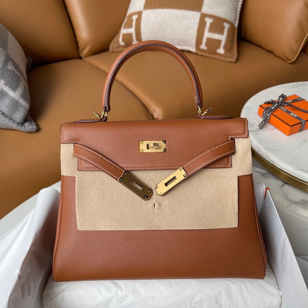 Hermès Gold Kelly 28 Swift Leather  Gold Hardware