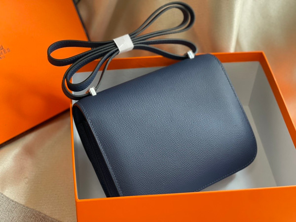 Hermes Black  Constance Epsom leather 18cm With Enamel Hardware