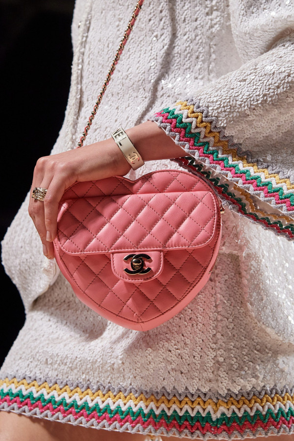 Chanel heart-shaped quilted crossbody bag (Chanel Spring-Summer 2022 Runway Bag Collection)