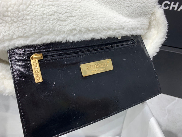CHANEL Shearling 19 HANDBAG BLACK