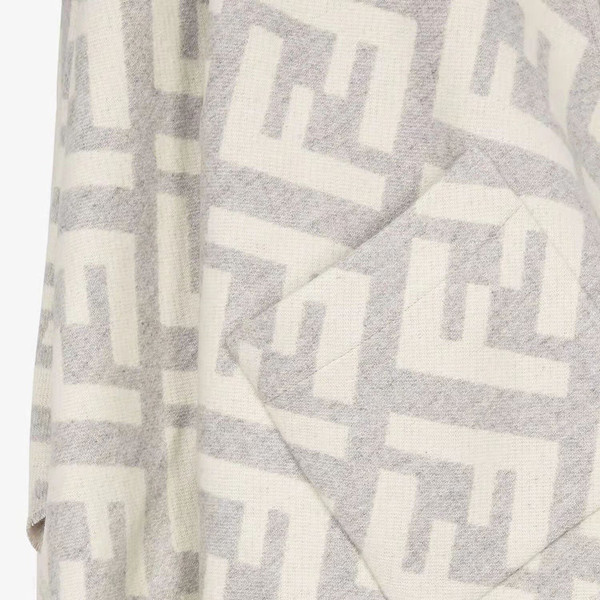 Fendi Limited EditionPONCHO Gray cashmere