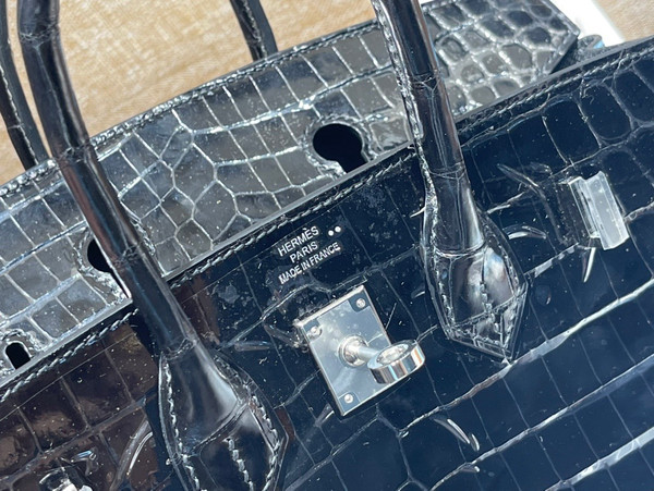 Hermès Birkin 25 Noir (Black) Crocodile Niloticus Palladium Hardware