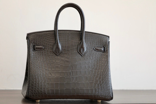 HERMES BIRKIN 30 BAG MATT BLACK ALLIGATOR GOLD HARDWARE