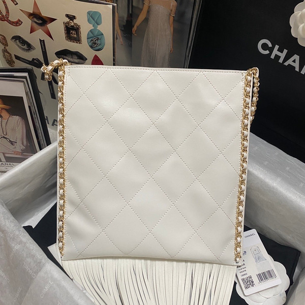 CHANEL SMALL TOTE WITH TASSEL WHITE