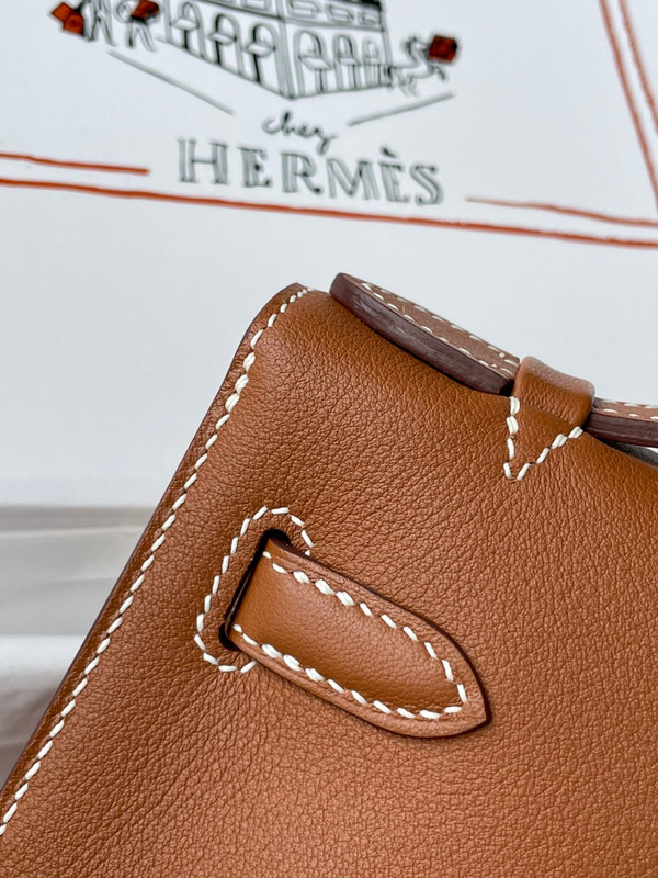 Hermès Gold Mini Kelly Swift Gold Hardware